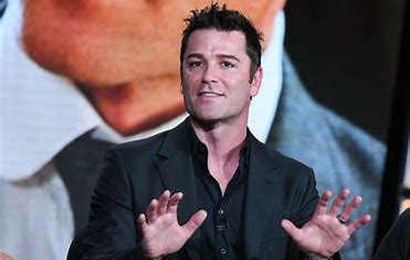 Yannick Bisson